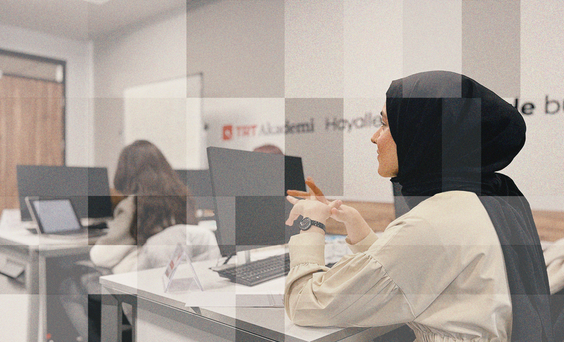  Kullanıcı Odaklı UI/UX Tasarım